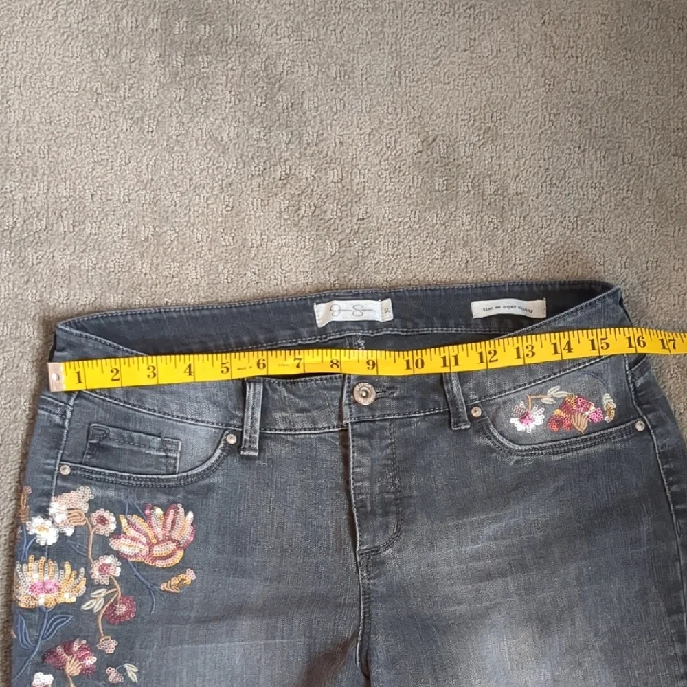 Floral Embroidered/Sequin Gray Jeans - Picture 10 of 11